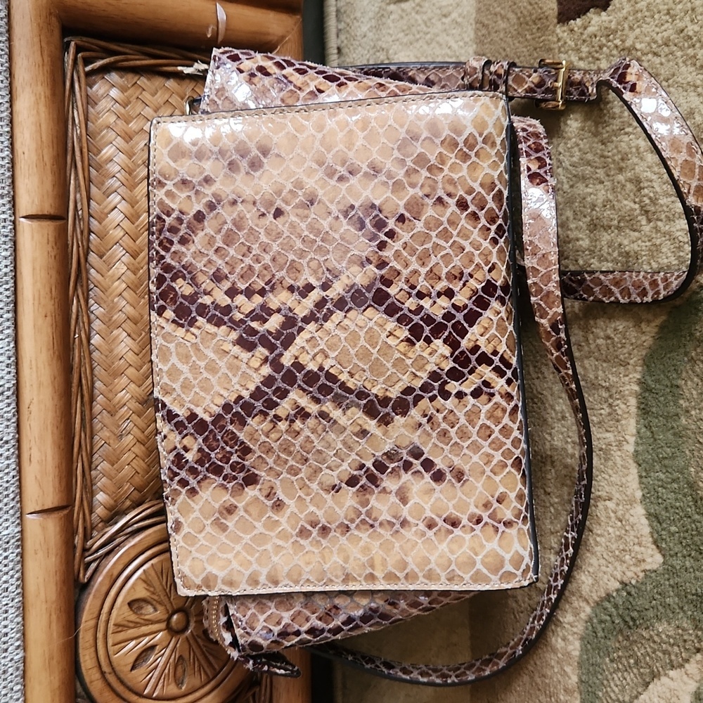 Michael Kors snakeskin pattern leather purse - Picture 6 of 12